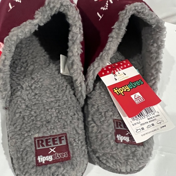 NEW Reef Men's Tipsy Elves Slippers "I Saw That You Nasty" Burgundy Gray COZY - Picture 2 of 9